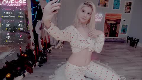 NONA    follow online show from November 2025 05:19:01 AM