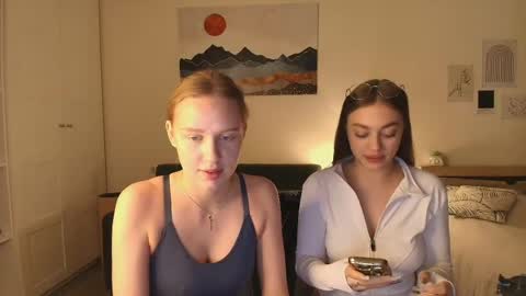 caressyourself online show from April 2026 05:18:01 PM