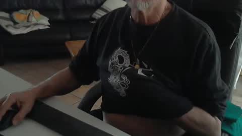 Snapshot of cargo69 chatting on February 2025 03:43:02 PM cargo69 online show from February 2025 03:43:02 PM