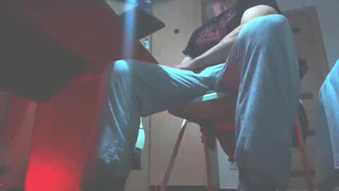 Laz online show from October 2025 07:03:02 PM