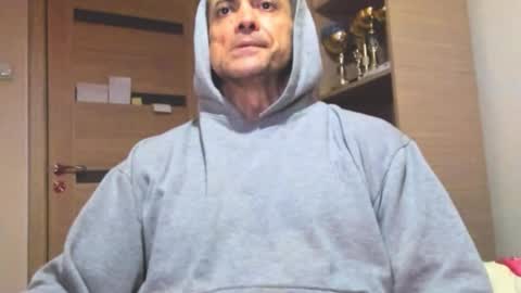 Laz online show from November 2025 10:59:01 AM