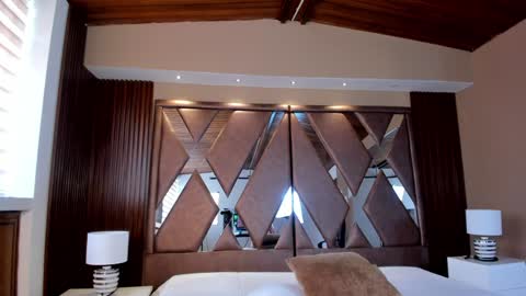 Carina online show from January 2025 05:35:02 PM