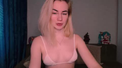 Snapshot of carinfox chatting on March 2025 05:33:01 AM Carin online show from March 2025 05:33:01 AM
