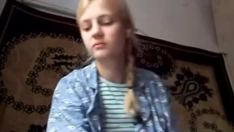 Kira online show from April 2026 02:31:01 AM