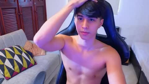 carl_dixon online show from October 2025 07:22:02 PM