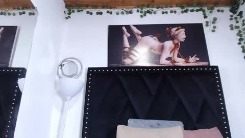 Snapshot of carla_77 chatting on February 2025 04:04:02 PM carla_77 online show from February 2025 04:04:02 PM