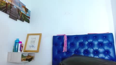 Snapshot of carla_beer chatting on December 2024 01:50:01 PM Carla online show from December 2024 01:50:01 PM