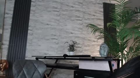 Carla  online show from February 2025 04:56:02 PM