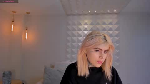 Carla Bunnis online show from January 2026 12:29:02 PM