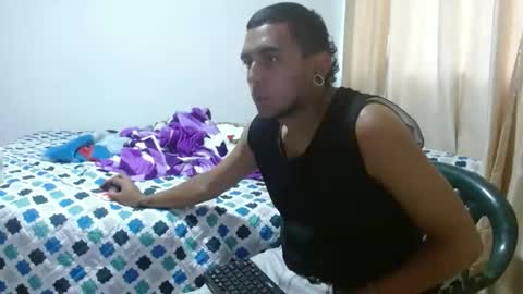 Snapshot of carlandelli1 chatting on November 2025 10:30:01 PM carlandelli1 online show from November 2025 10:30:01 PM