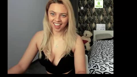 Snapshot of carlastacefun chatting on June 2026 05:53:02 AM CarlaStaceFun online show from June 2026 05:53:02 AM