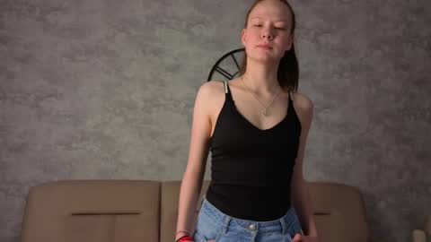 Kate - online show from April 2026 06:05:02 PM