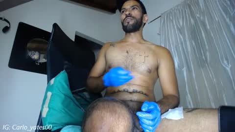 carlo yates  thx for help me to reach 100 thumps up online show from December 2024 11:47:02 PM