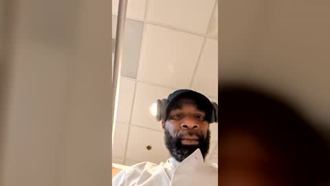 Snapshot of carlrichard12 chatting on June 2026 02:49:01 PM carlrichard12 online show from June 2026 02:49:01 PM