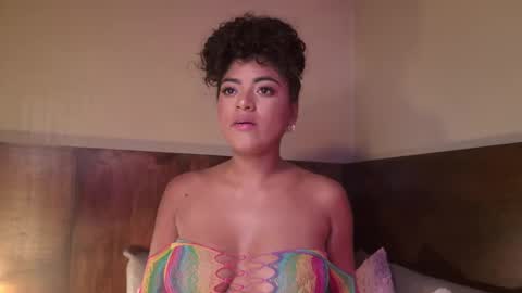 Carly Monroe  online show from September 2025 10:26:01 PM