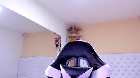 carly_zion online show from December 2024 02:09:02 AM