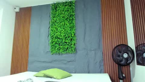 carly_zion online show from January 2025 11:23:02 AM