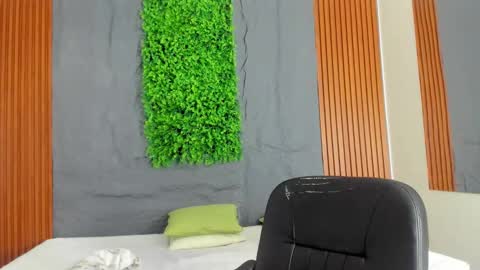 carly_zion online show from February 2025 11:20:01 AM