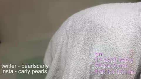 Carly Pearls online show from December 2024 12:38:01 PM