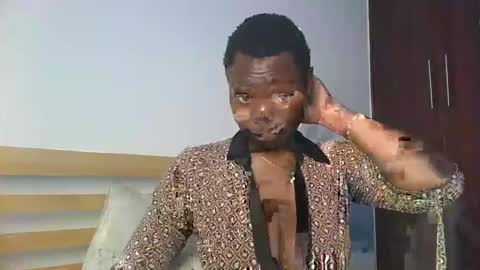 carlyscoop online show from April 2026 10:54:01 AM