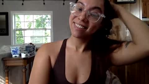 Snapshot of carmen_fett chatting on August 2026 01:10:02 PM Carmen online show from August 2026 01:10:02 PM
