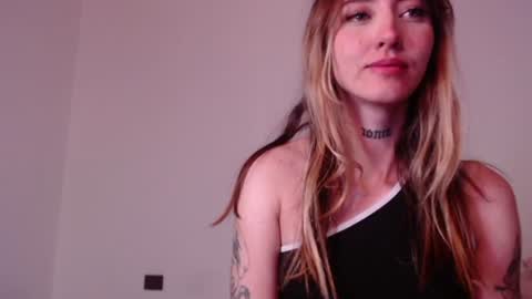 carmennrusso online show from July 2026 04:50:01 PM