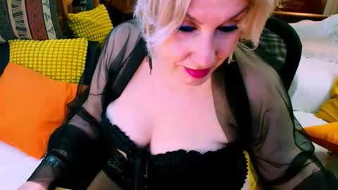 Carmen online show from December 2025 09:04:02 AM