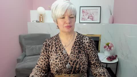 Carmen online show from December 2024 09:20:02 PM