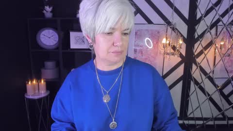 Carmen online show from December 2024 09:00:02 PM