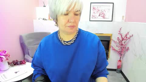 Carmen online show from September 2025 08:30:02 PM