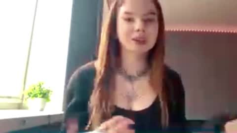 carmenthompson online show from February 2026 10:27:01 AM