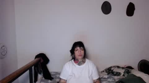 CARMILLA ROSS online show from December 2025 11:26:02 AM