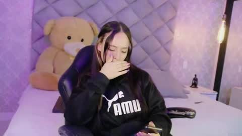 caro_adams1 online show from November 2025 11:31:01 AM