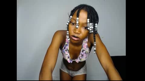 Snapshot of carobaby8 chatting on June 2026 04:17:02 AM caroline online show from June 2026 04:17:02 AM