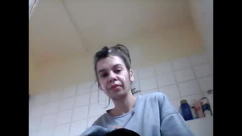 caroisback online show from November 2025 11:43:01 AM