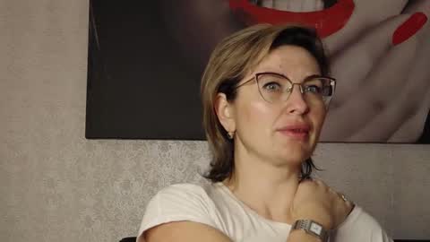 CaroJhones online show from February 2025 04:08:02 AM