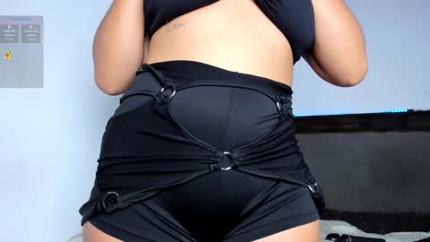 Snapshot of carol100597 chatting on October 2025 12:20:01 AM karol online show from October 2025 12:20:01 AM