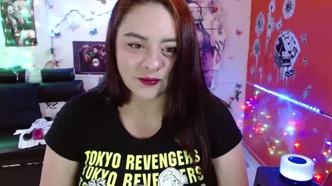 Carolina online show from December 2024 09:20:01 PM