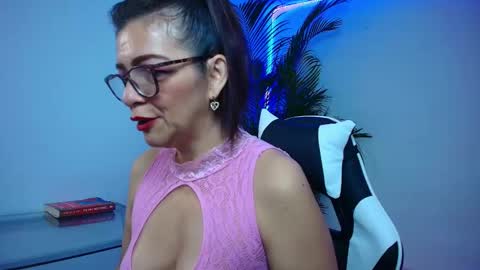 CAROL online show from October 2025 11:28:02 AM