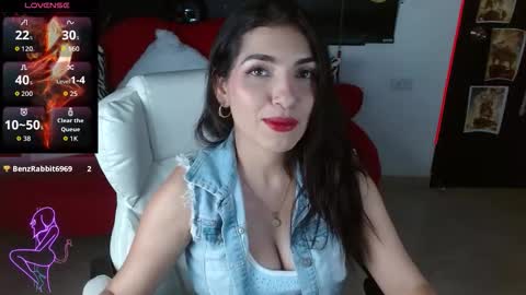 Caroline online show from February 2026 02:02:02 PM