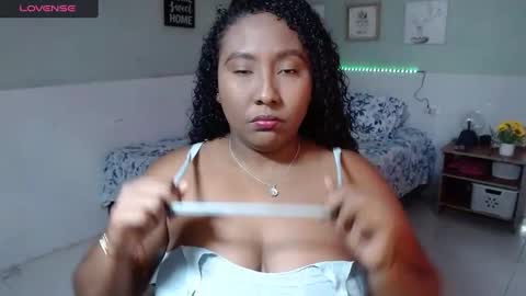 Carol de la torre online show from December 2024 08:01:02 PM