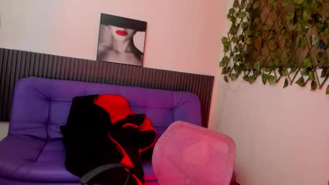 Snapshot of carole_ks chatting on September 2025 03:30:01 AM Carole ks online show from September 2025 03:30:01 AM