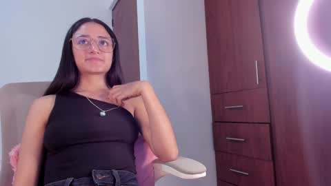 Caroline online show from December 2024 08:07:02 PM