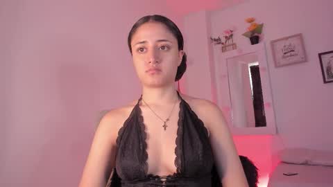 Caroline online show from September 2025 03:56:02 PM