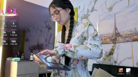 CAROLINA  online show from May 2026 10:39:01 PM