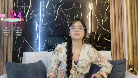carolina23_pm online show from April 2026 11:05:02 PM