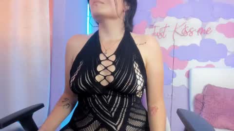 Snapshot of carolina_latinlady chatting on December 2024 06:24:02 PM Carolina online show from December 2024 06:24:02 PM