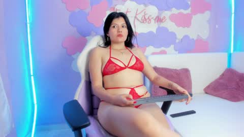 Snapshot of carolina_latinlady chatting on January 2025 12:15:01 PM Carolina online show from January 2025 12:15:01 PM