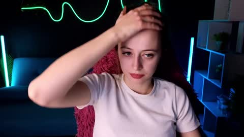 Carolina online show from January 2025 10:39:01 AM
