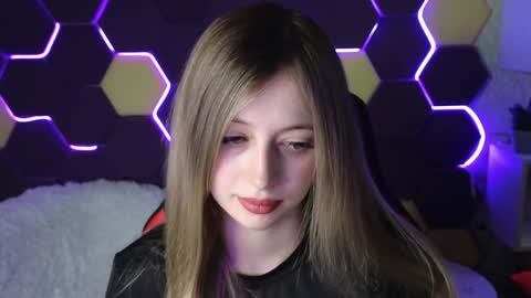 Carolina online show from January 2025 07:25:02 AM
